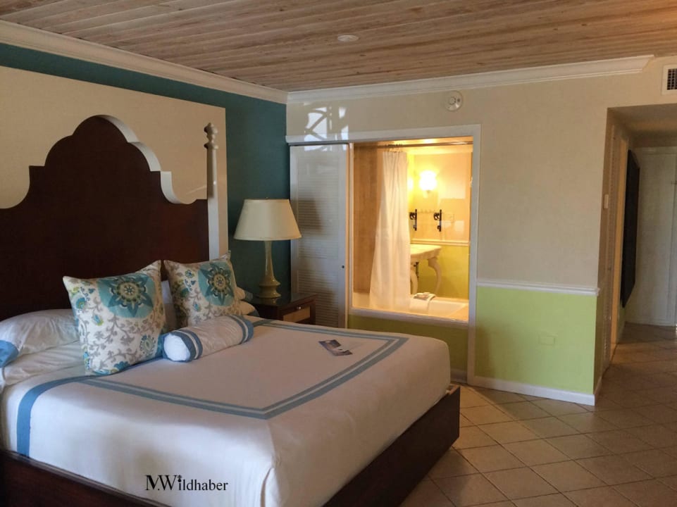 Zimmer mit Blick in das Bad Hotel Ocean Key Resort & Spa