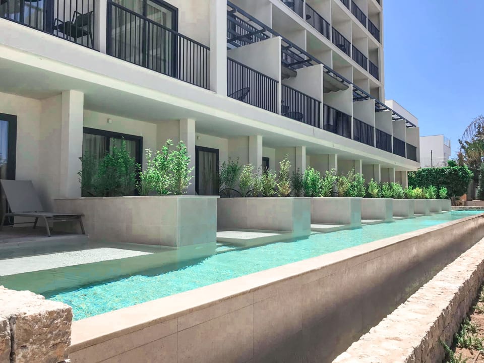 Pool Paradiso Garden