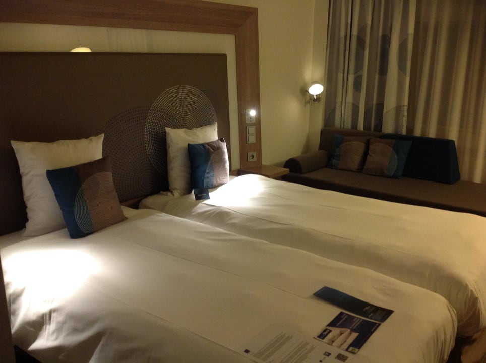 Schlafzimmer Novotel Den Haag World Forum