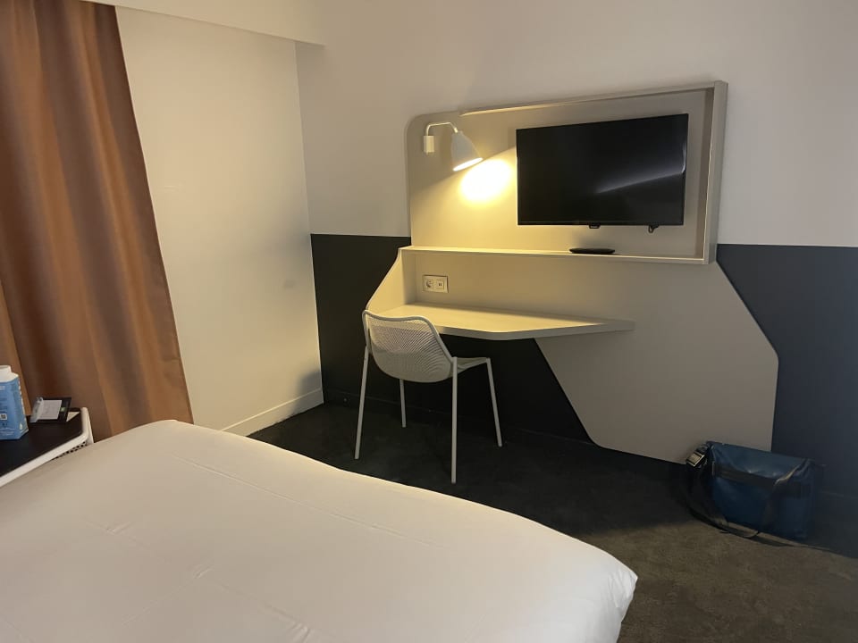 Zimmer ibis Styles Paris CDG Airport Roissy