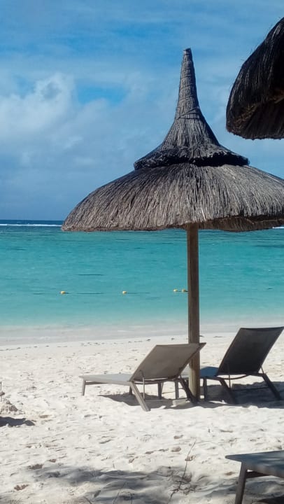Gartenanlage Crystals Beach Resort Belle Mare, a member of Radisson Individuals