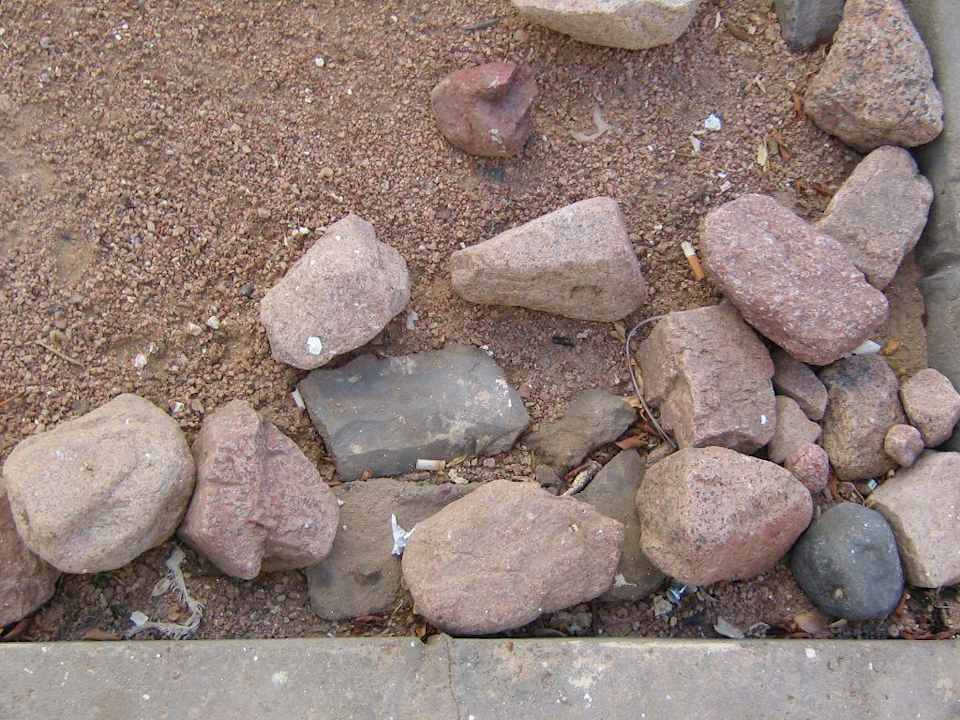 Dreck im Beet Happy Life Village