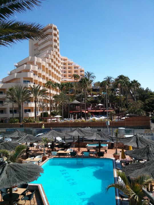 Außenansicht vom Hotel Corallium Dunamar by Lopesan Hotels