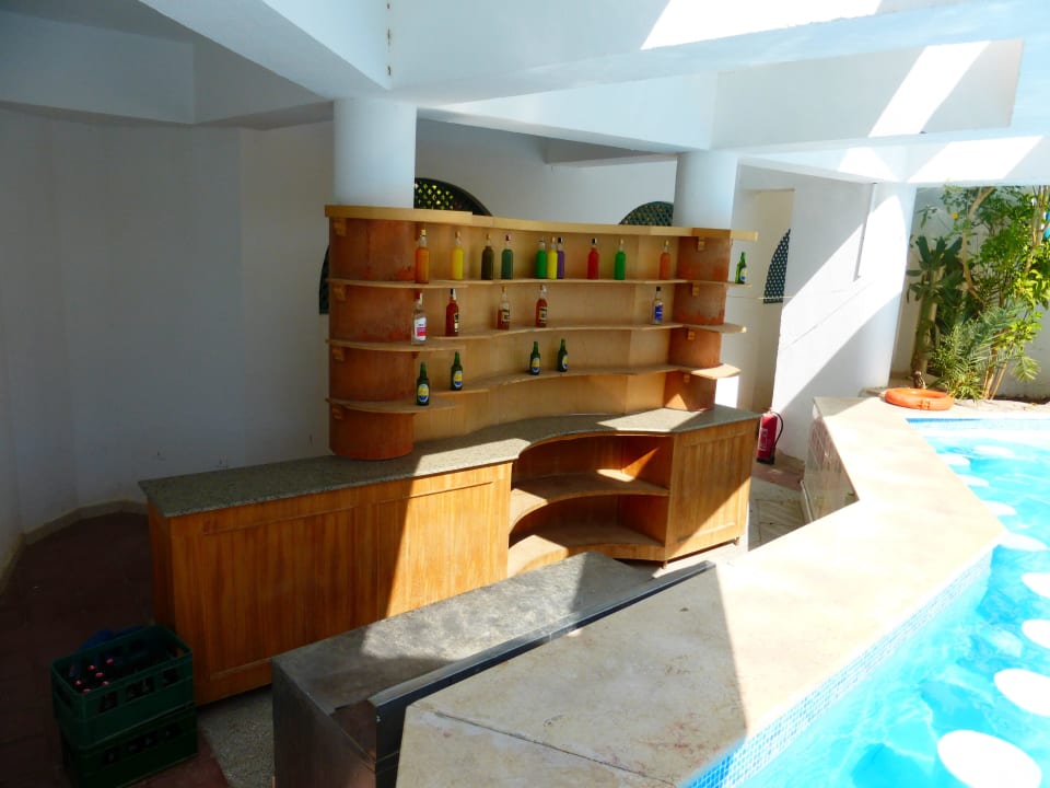 Poolbar, die kein einziges mal besetzt war Shams Safaga Resort