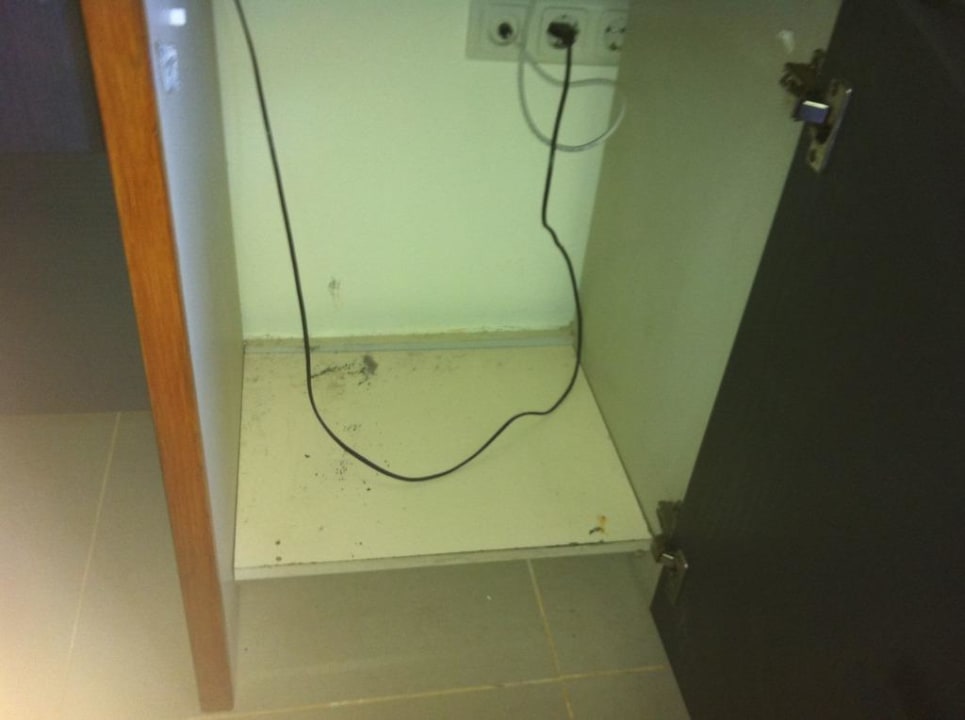 Wo ist die Minibar Hotel Pine Bay Holiday Resort