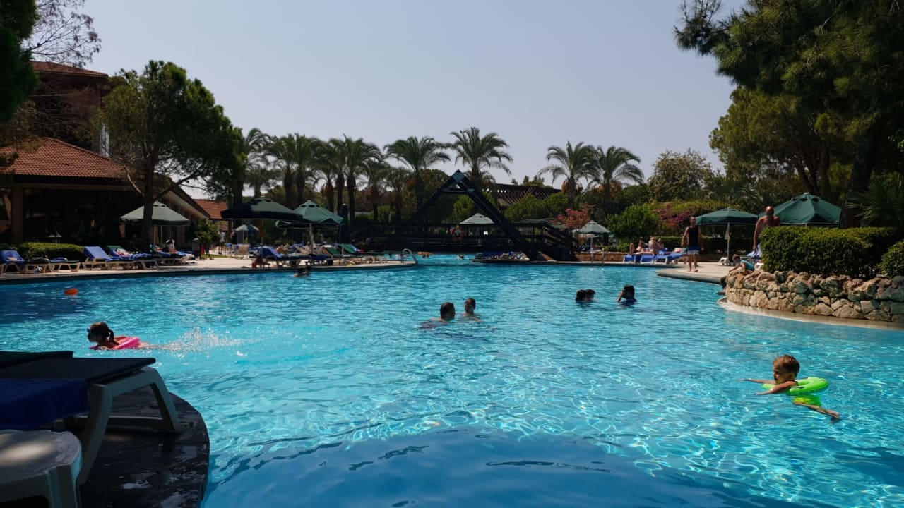 Pool IC Hotels Green Palace