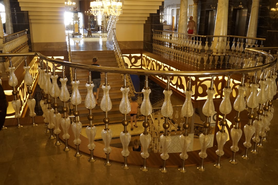 Lobby Royal Holiday Palace