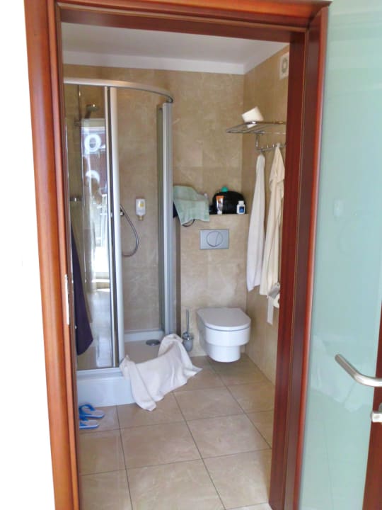 Blick ins Bad Aparthotel Park Avangard