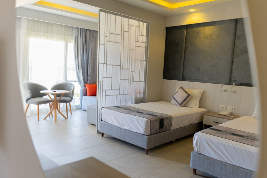 Zimmer Aladdin Beach Resort
