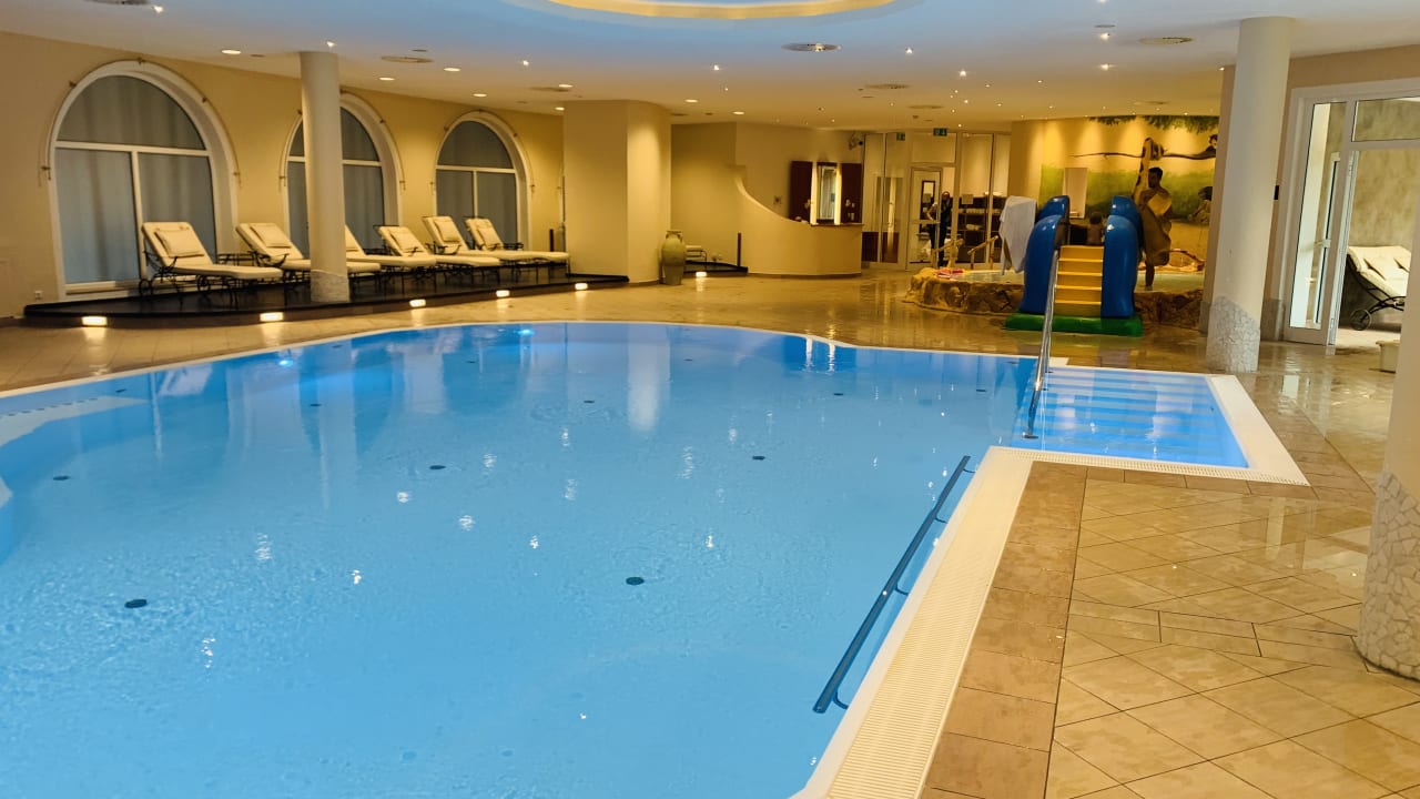 Pool POST Family Resort