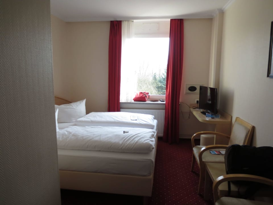 Blick von der Tür aus PLAZA INN Hamburg Moorfleet