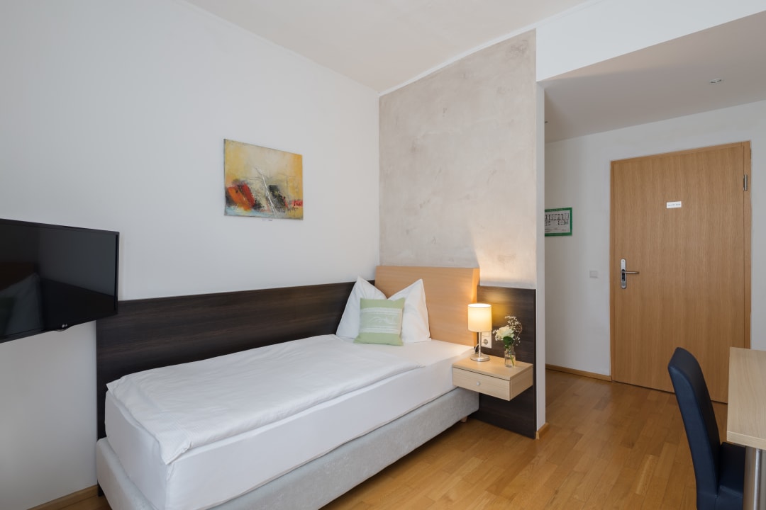 Zimmer Wesenufer Hotel & Seminarkultur an der Donau