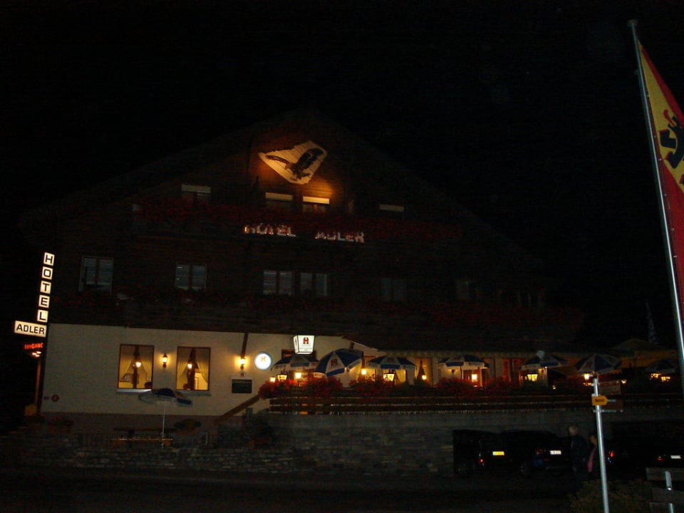 Nachtansicht Hotel Adler