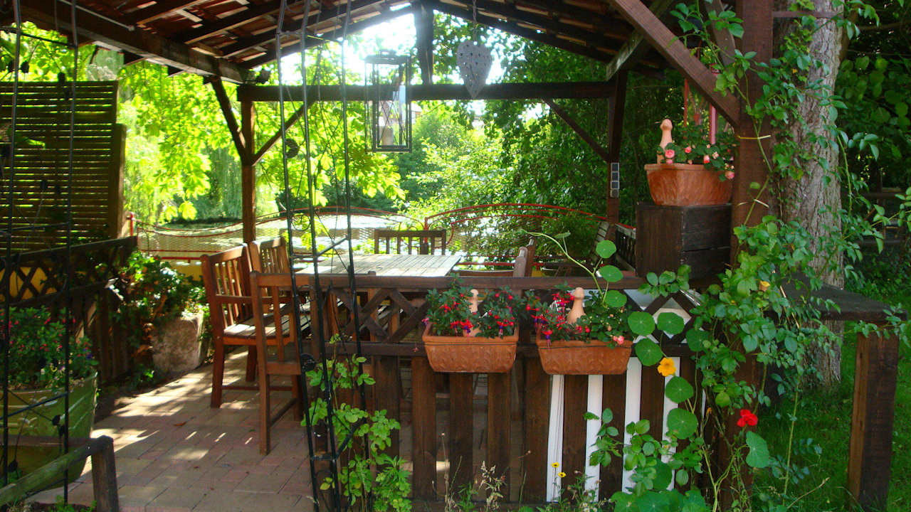 Sonnenuntergang am See-Pavillon Gästezimmer im schönen Elsaß