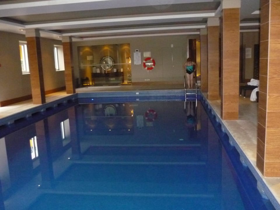 Der Innenpool Pestana Palácio do Freixo