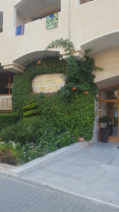 Lobby Hotel Theartemis Palace