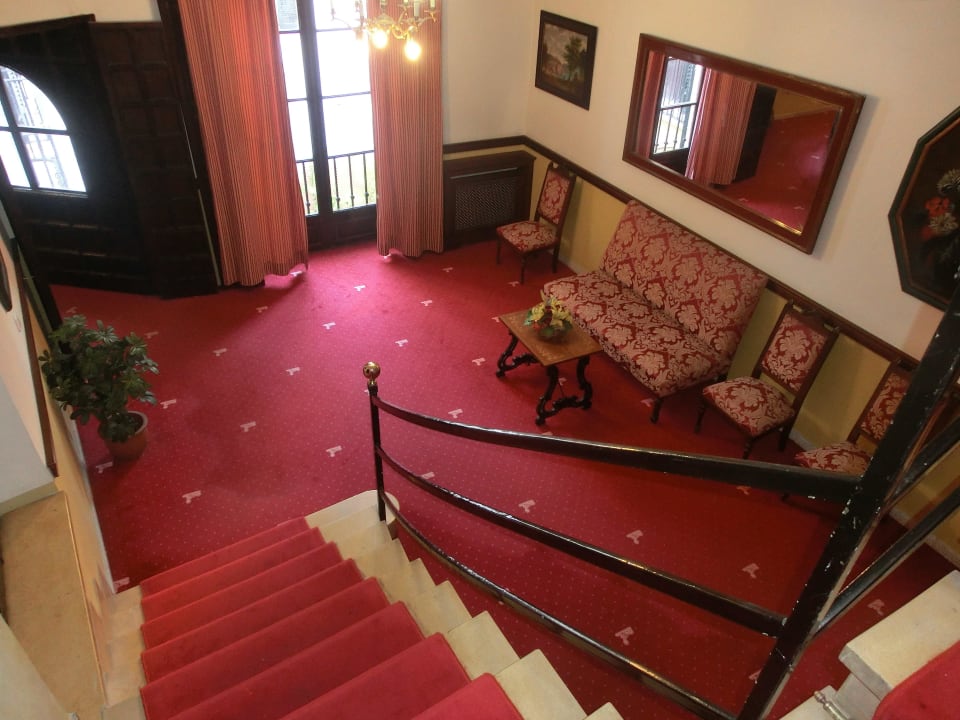 Treppenaufgang Hotel Born