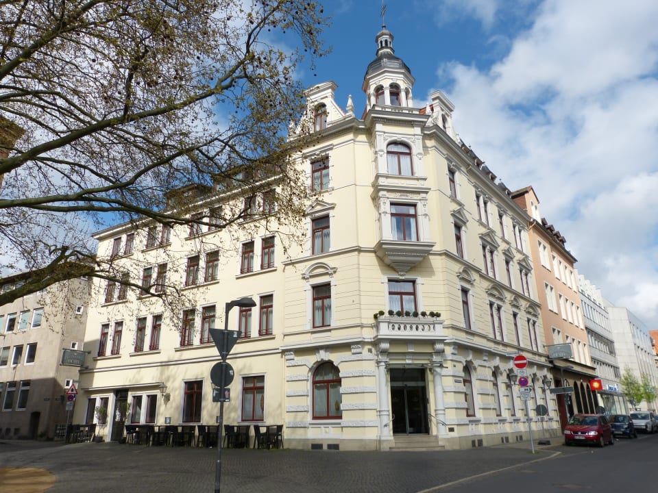 Außenansicht Frühlings-Hotel