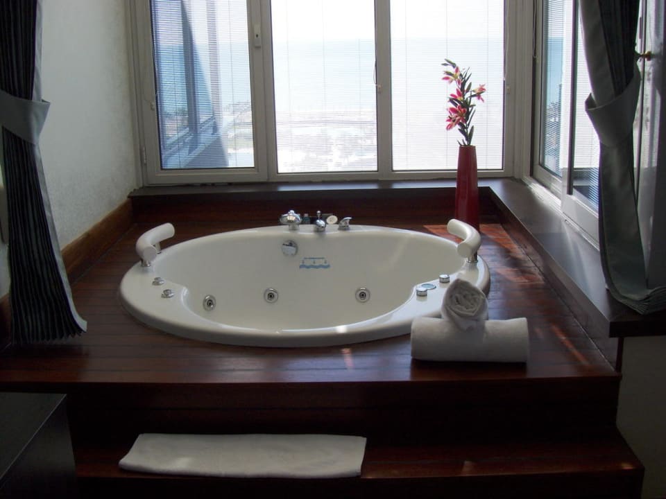 Jacuzzi im Zimmer Limak Lara Deluxe Hotel & Resort