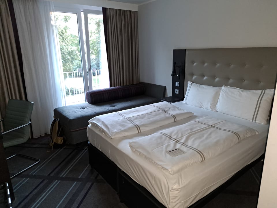 Zimmer Premier Inn Leipzig City Oper Hotel