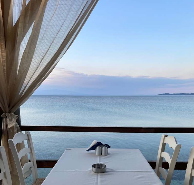 Gastro Akrathos Beach Hotel