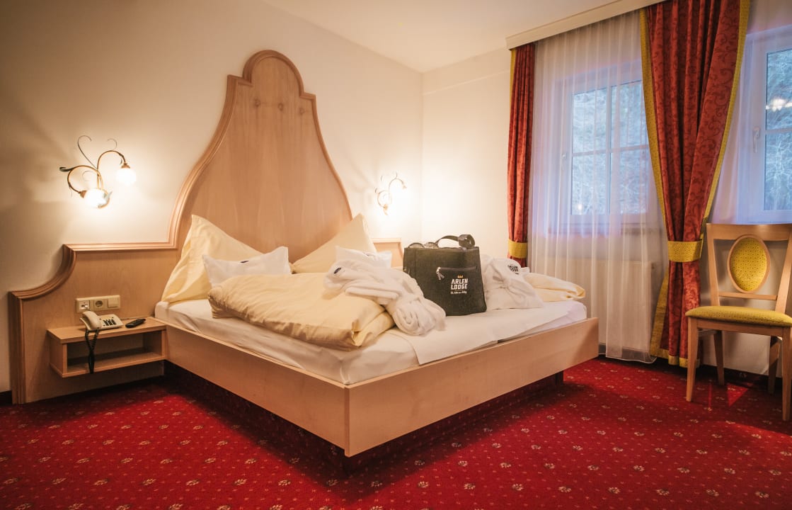 Zimmer Arlen Lodge