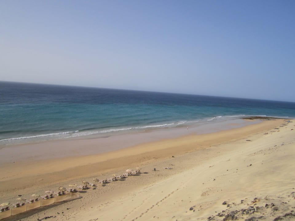 "Ironie an": wieder viel los am Strand SBH Club Paraiso Playa
