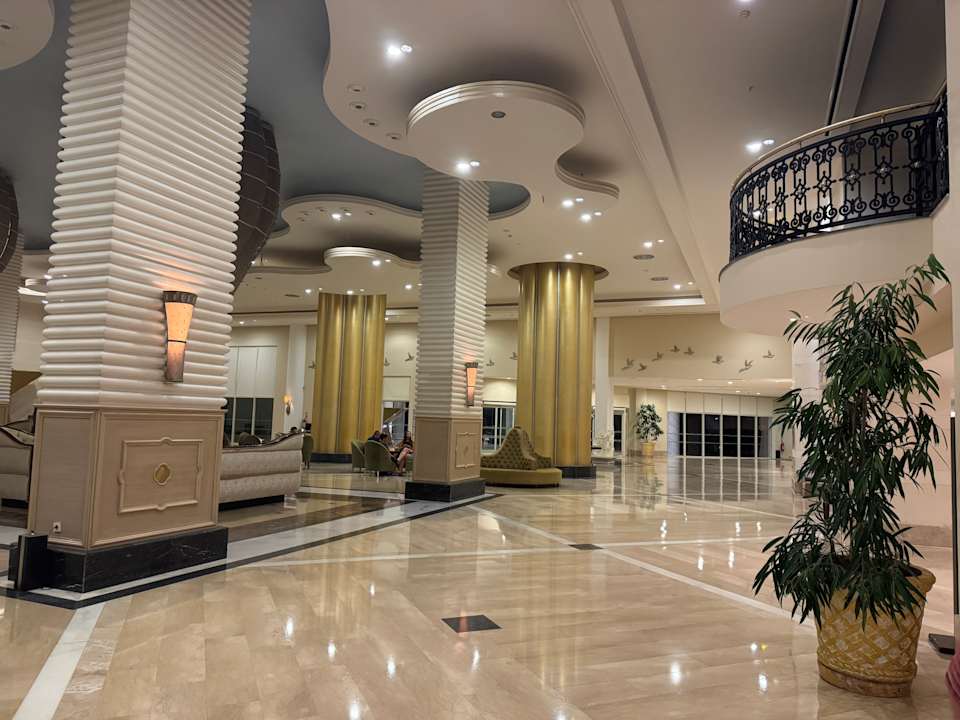 Lobby Starlight Resort Hotel