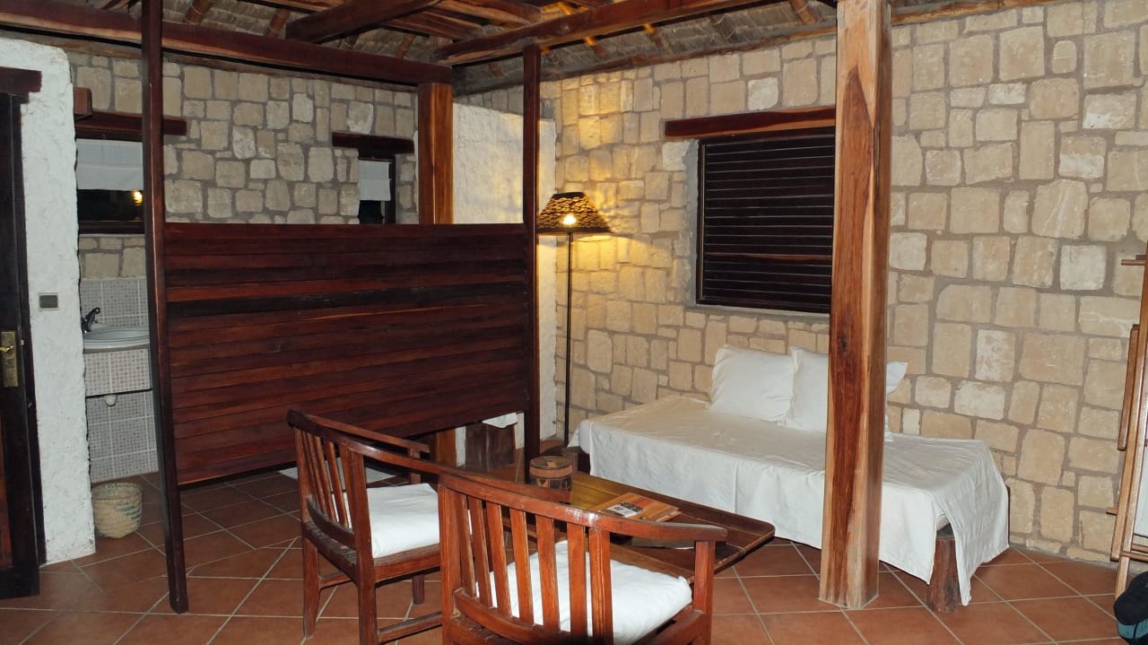 Downstairs Hotel Le Paradisier