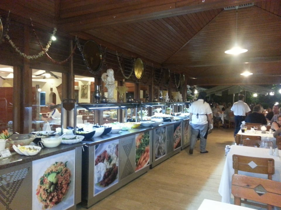 Unglaublich großes Buffet Labranda Alantur Resort