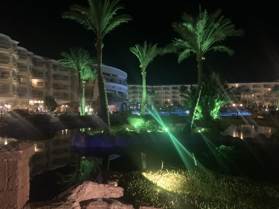 Gartenanlage Palm Royale Resort - Soma Bay