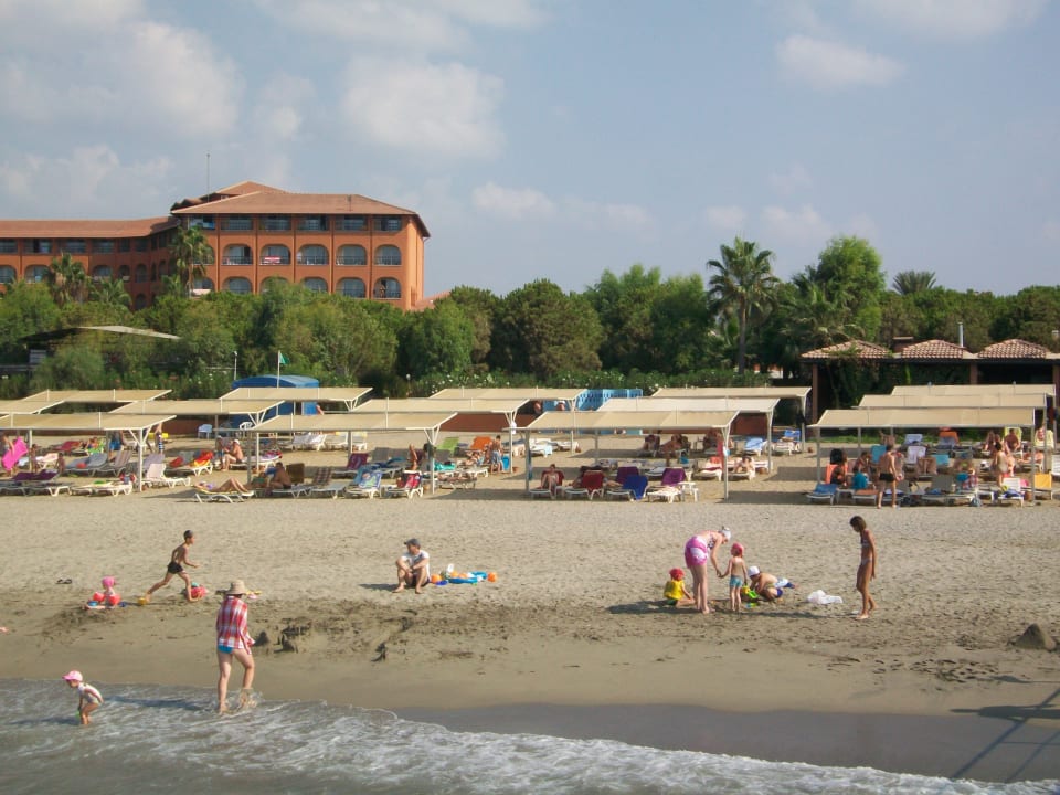 Strand Club Turtas Beach Hotel