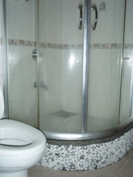 Duschkabine Aurora Riverside Hotel & Villas