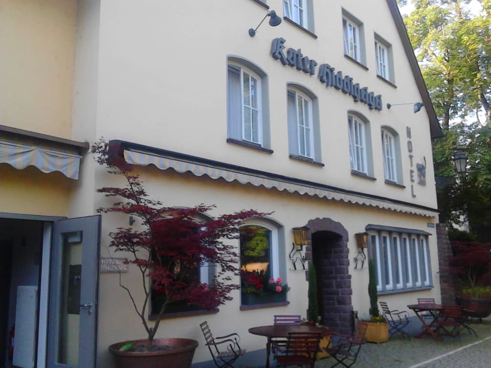 Aussen Hotel Restaurant Kater Hiddigeigei