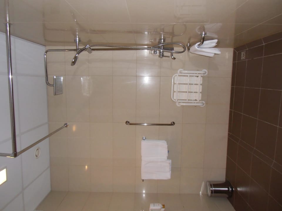 Behindertenfreundliches Bad Citymax Hotel Al Barsha