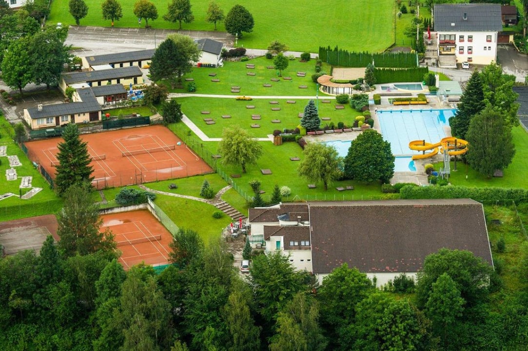 Tennishalle Schlosshotel Kartause Gaming