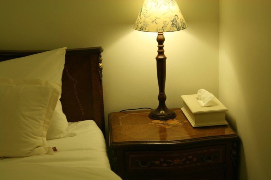 Sypialnia w apartamencie Das Dienerzimmer Pałac Osowa Sień