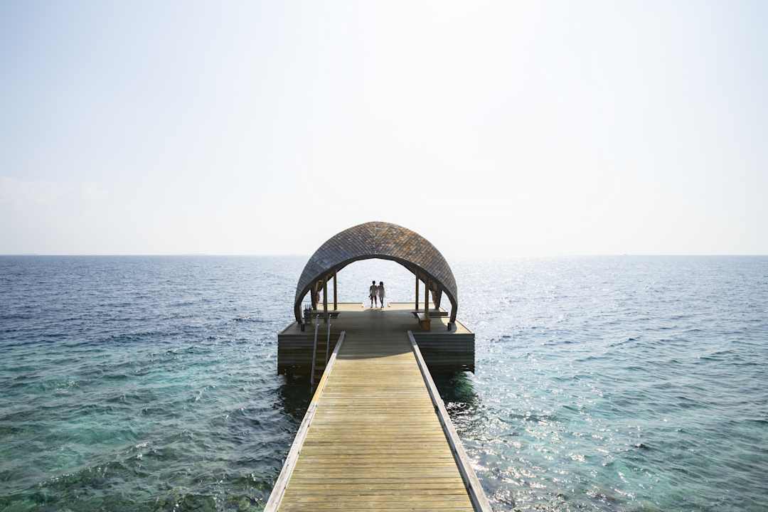 Ausblick Outrigger Maldives Maafushivaru Resort