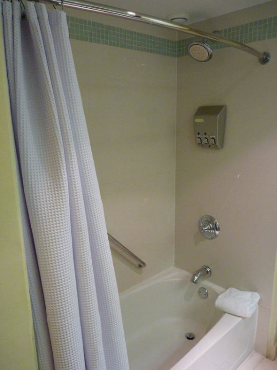 Bad mit Dusche im Bucuti Bucuti & Tara Beach Resort - Adults only