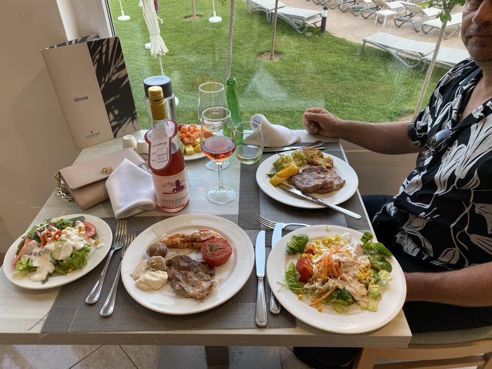 Gastro Universal Hotel Castell Royal