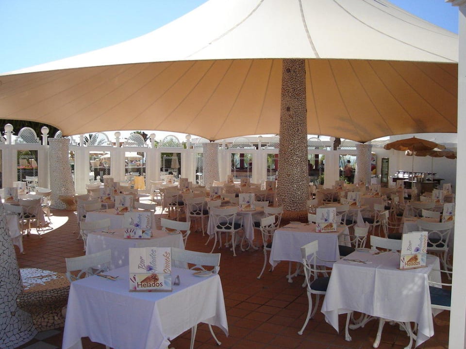 Restaurant am Pool Hotel Riu Palace Maspalomas Adults Only