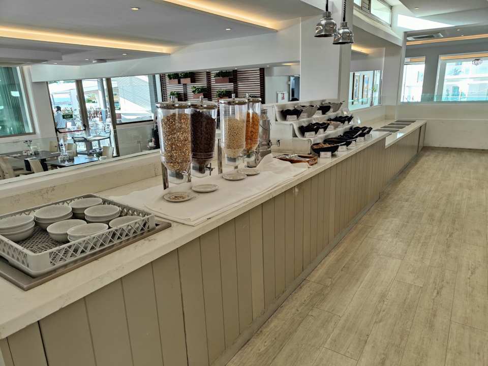 Gastro Asterias Beach