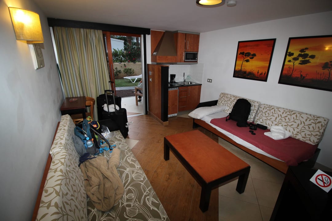 Komletter Wohnbereich HL Miraflor Suites Hotel