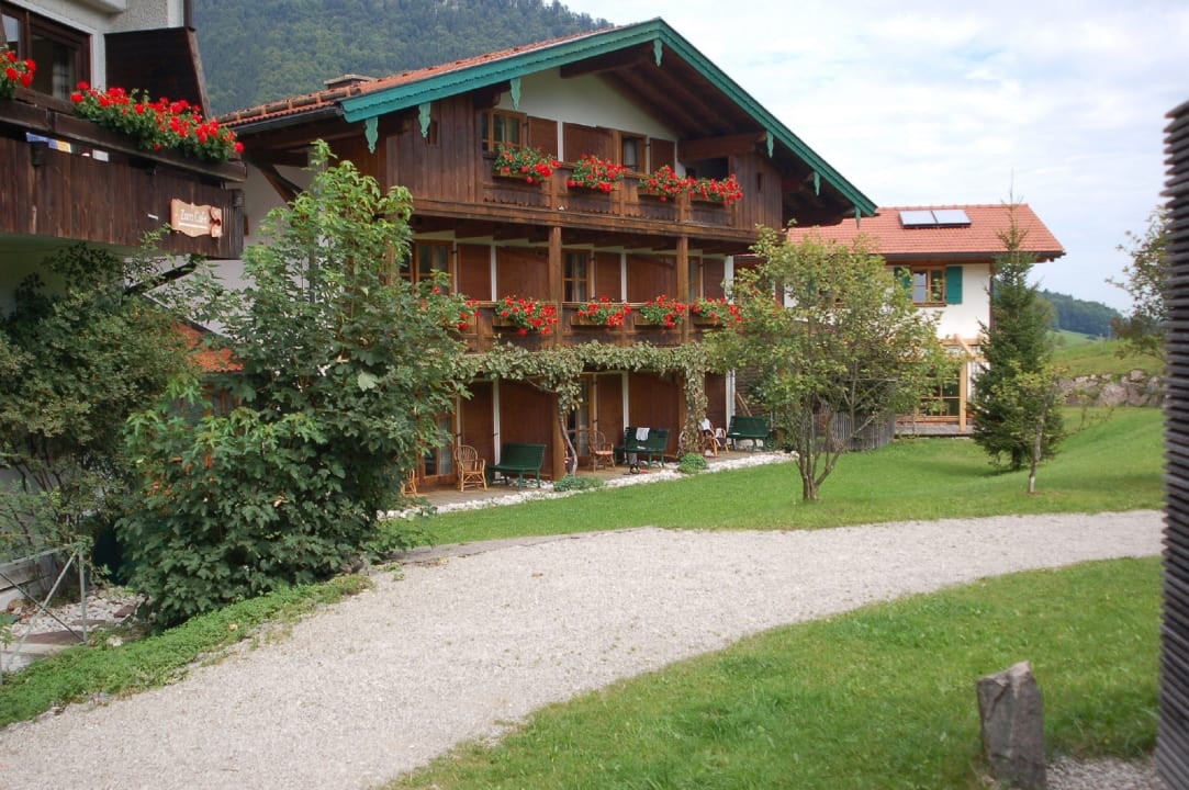 Außenansicht Landhotel Maiergschwendt