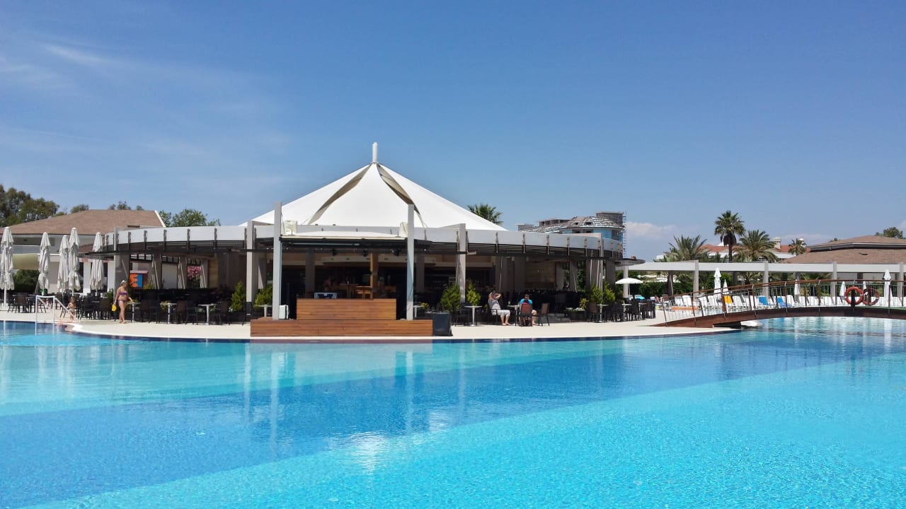 Blick auf den Pool Sunis Elita Beach Resort & Spa