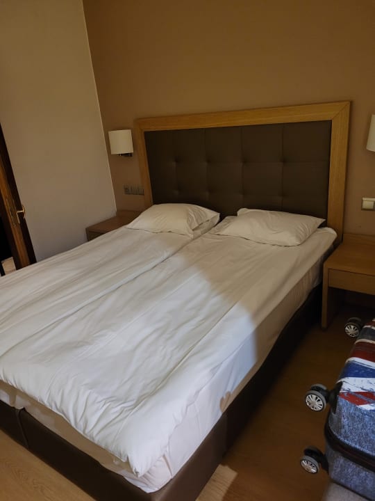 Zimmer Akrathos Beach Hotel