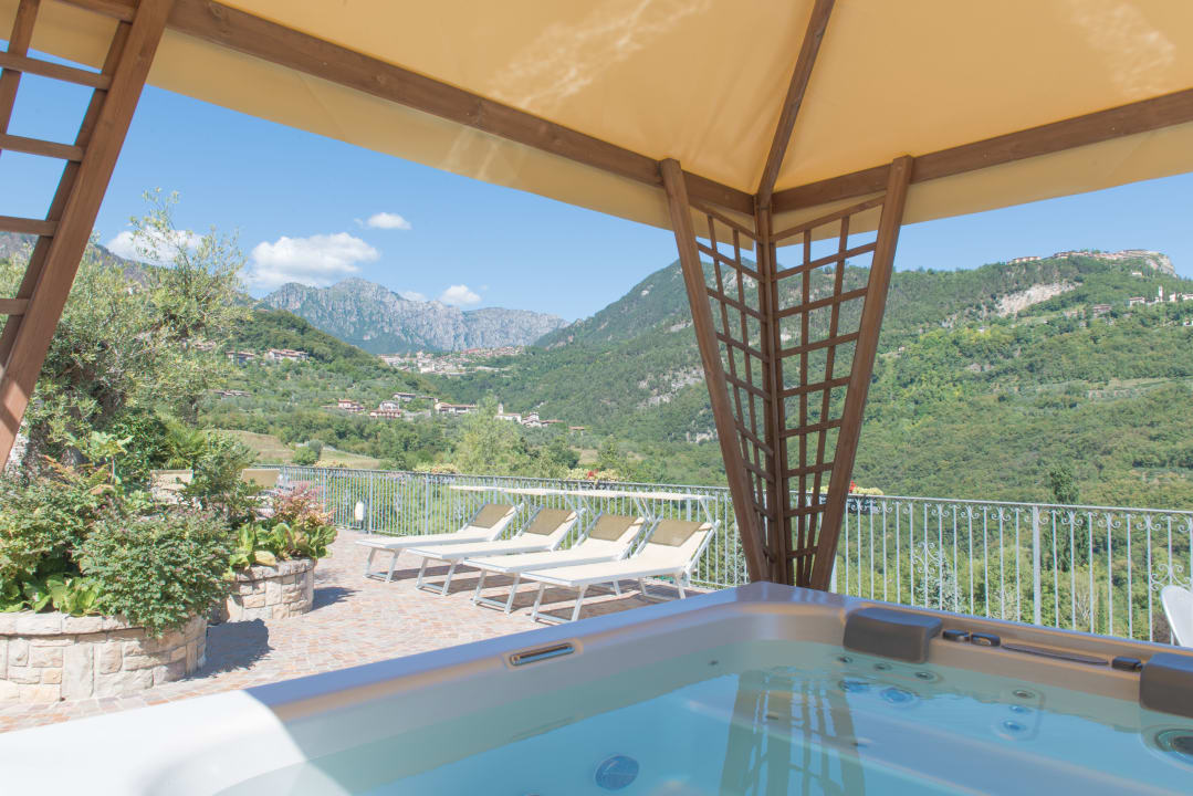 Pool Residence Terry