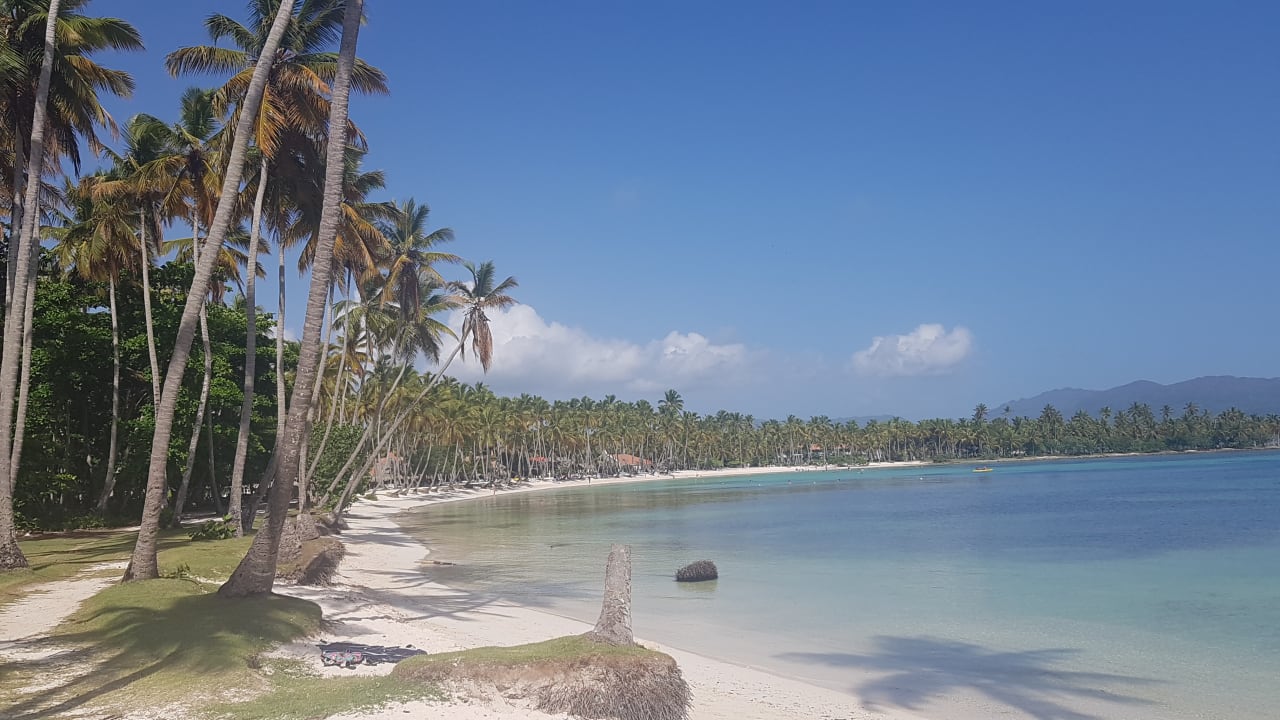 Strand Wyndham Alltra Samana