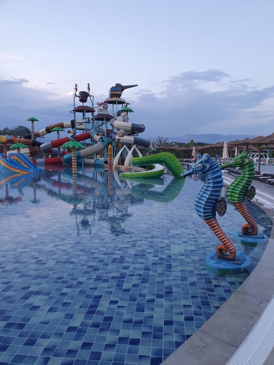 Pool Dream Fun World