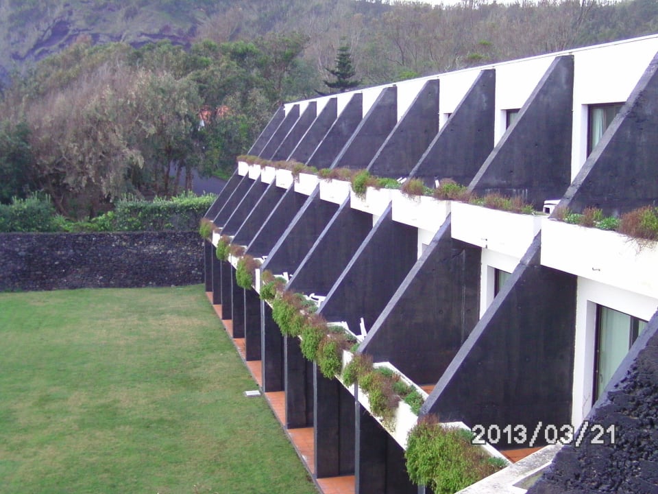 Außenansicht Caloura Hotel Resort